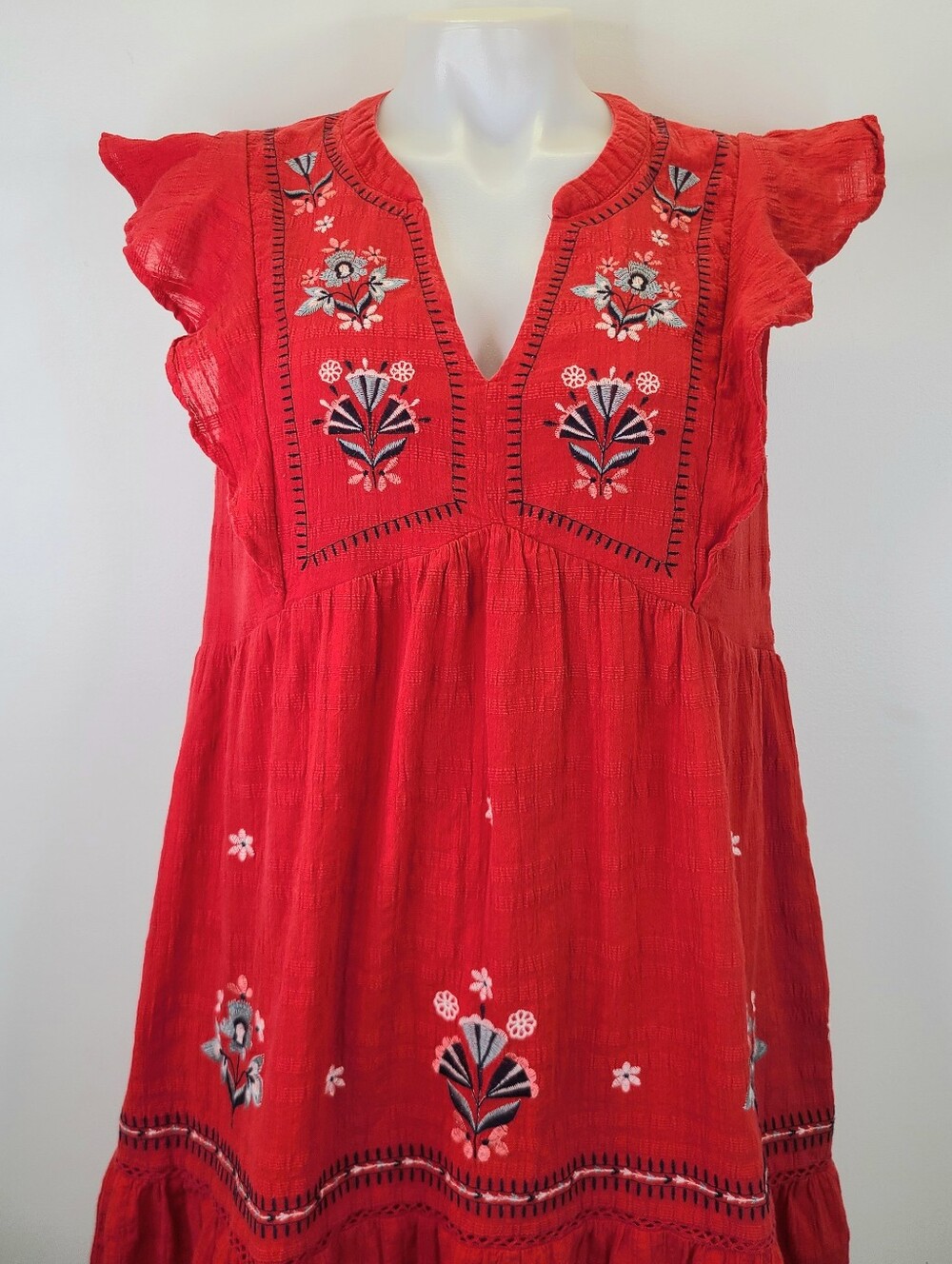 Knox Rose Red Embroidered V-Neck Flutter Ruffle Sleeve Dress 100% Cotton Medium - Picture 3 of 15